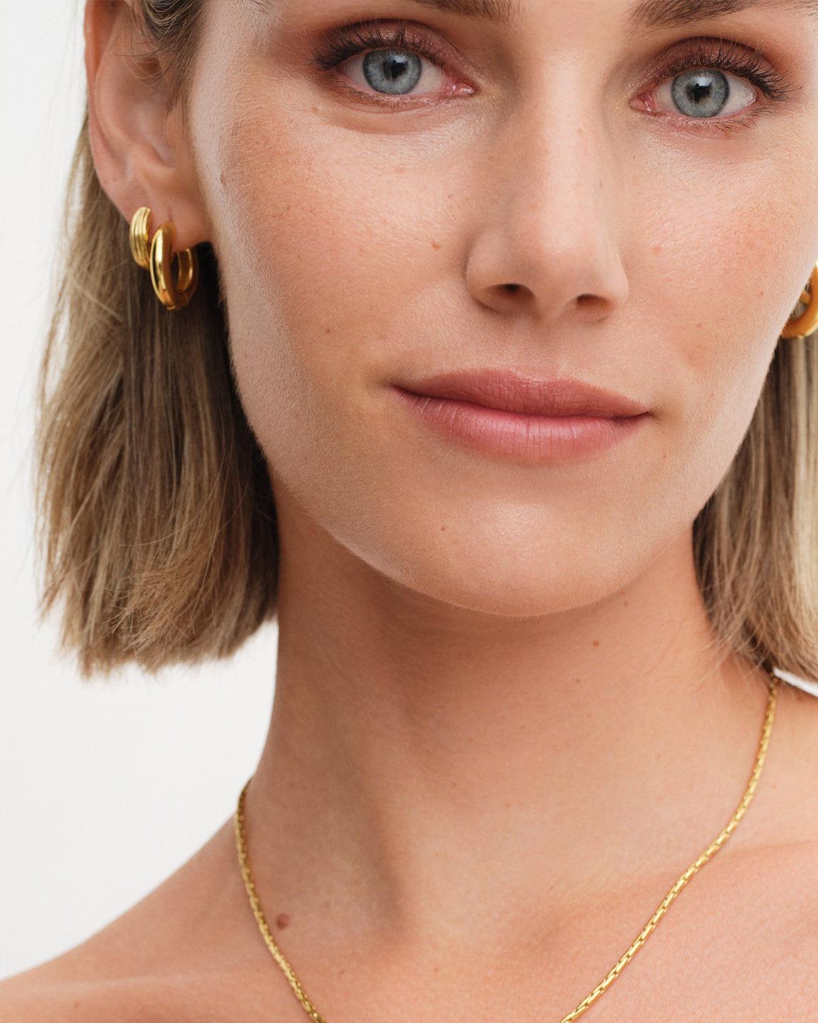 Bold Grooved Hoops Small