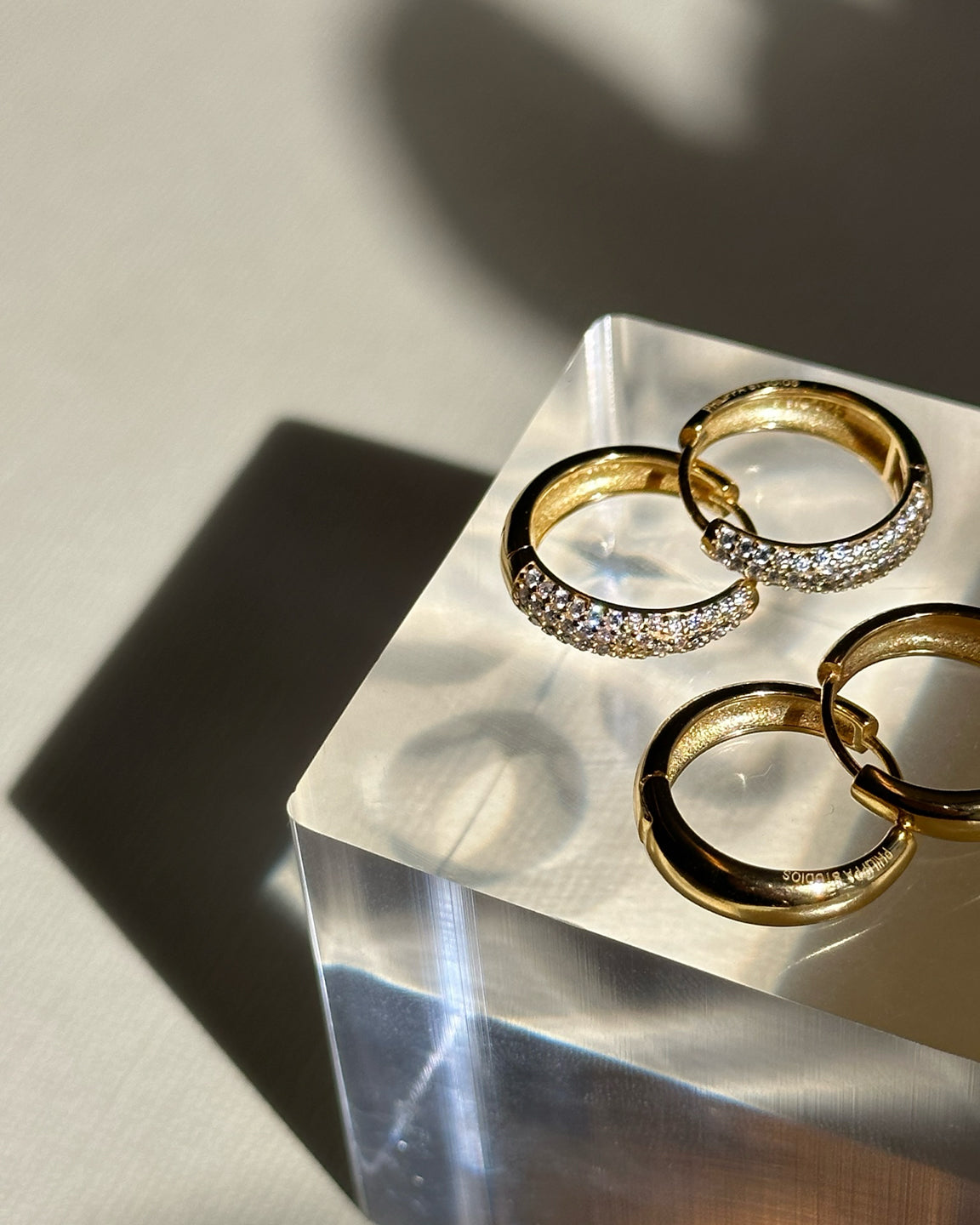 Dome Pave Hoops Large