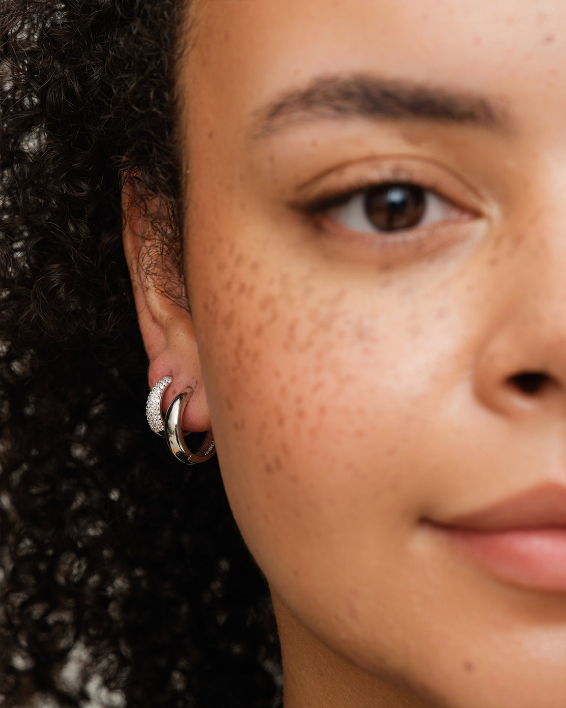 Dome Pave Hoops Medium