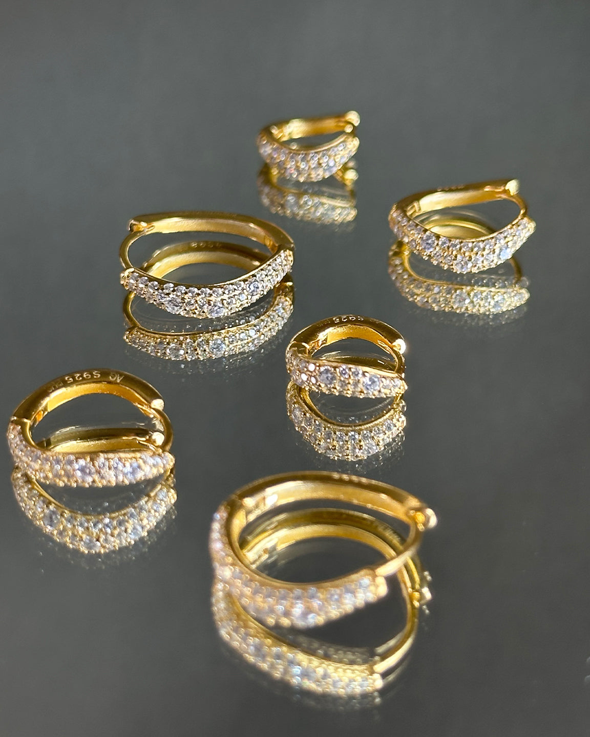 Wave Pave Hoops Medium