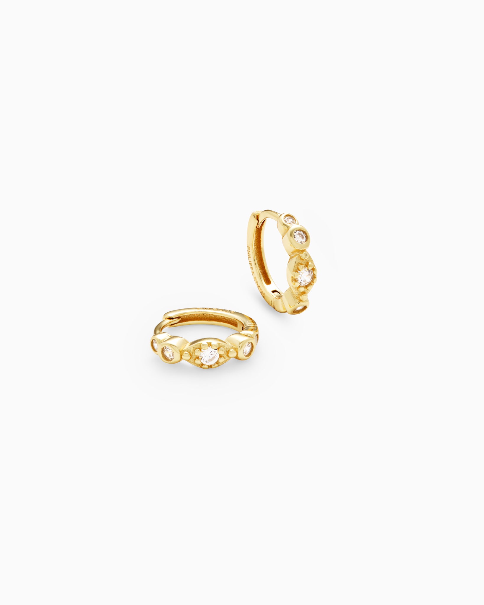 True Pave Hoops Small