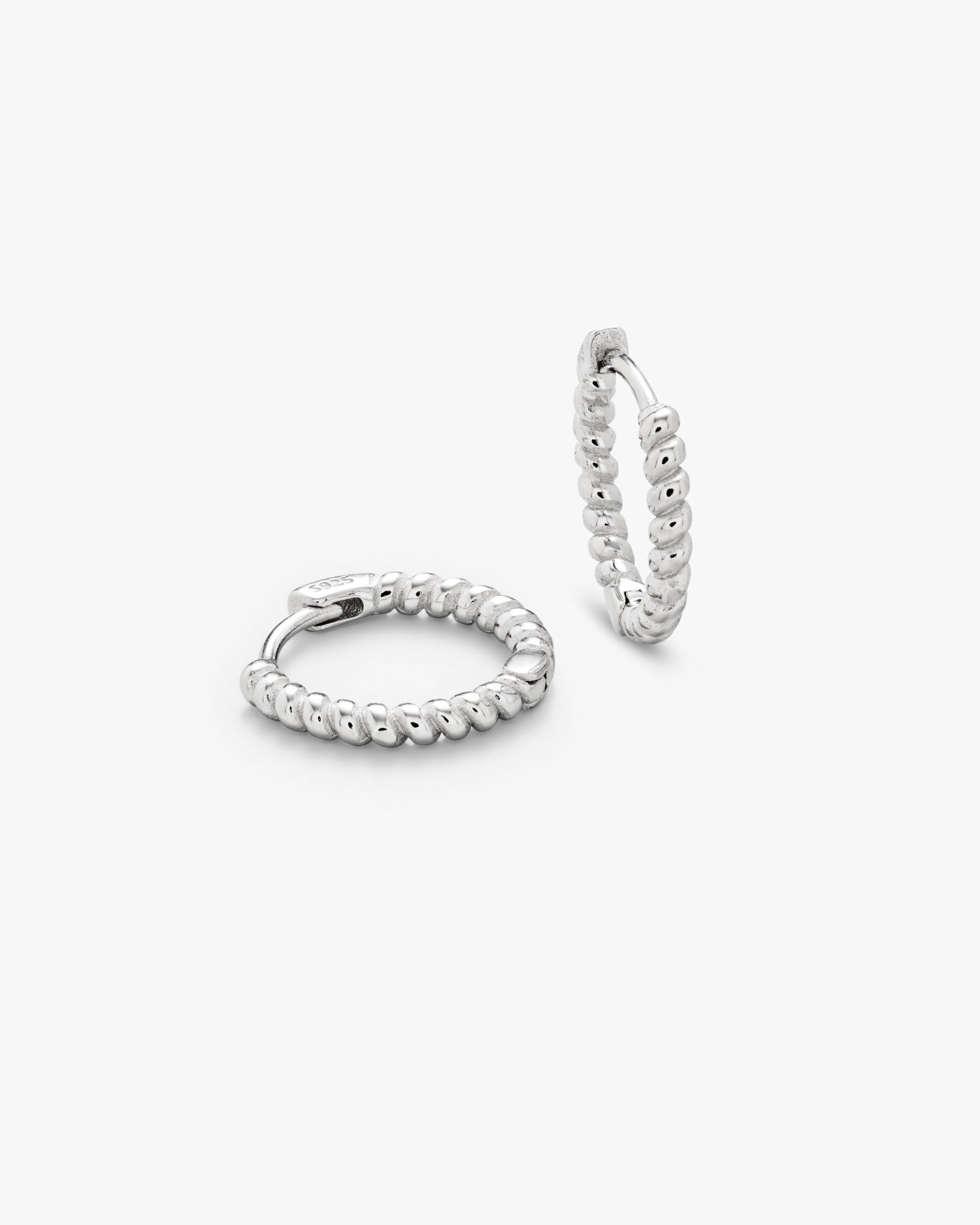 Twisted Hoops Medium