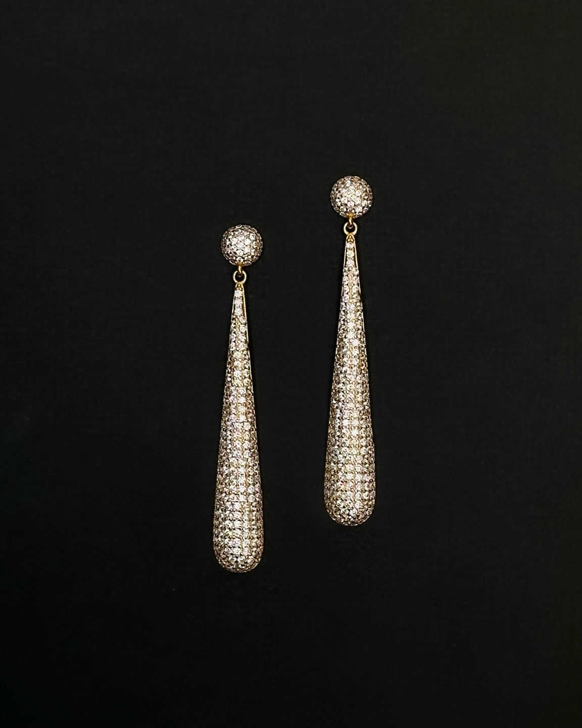 Drop Dew Pave Studs Gull 
