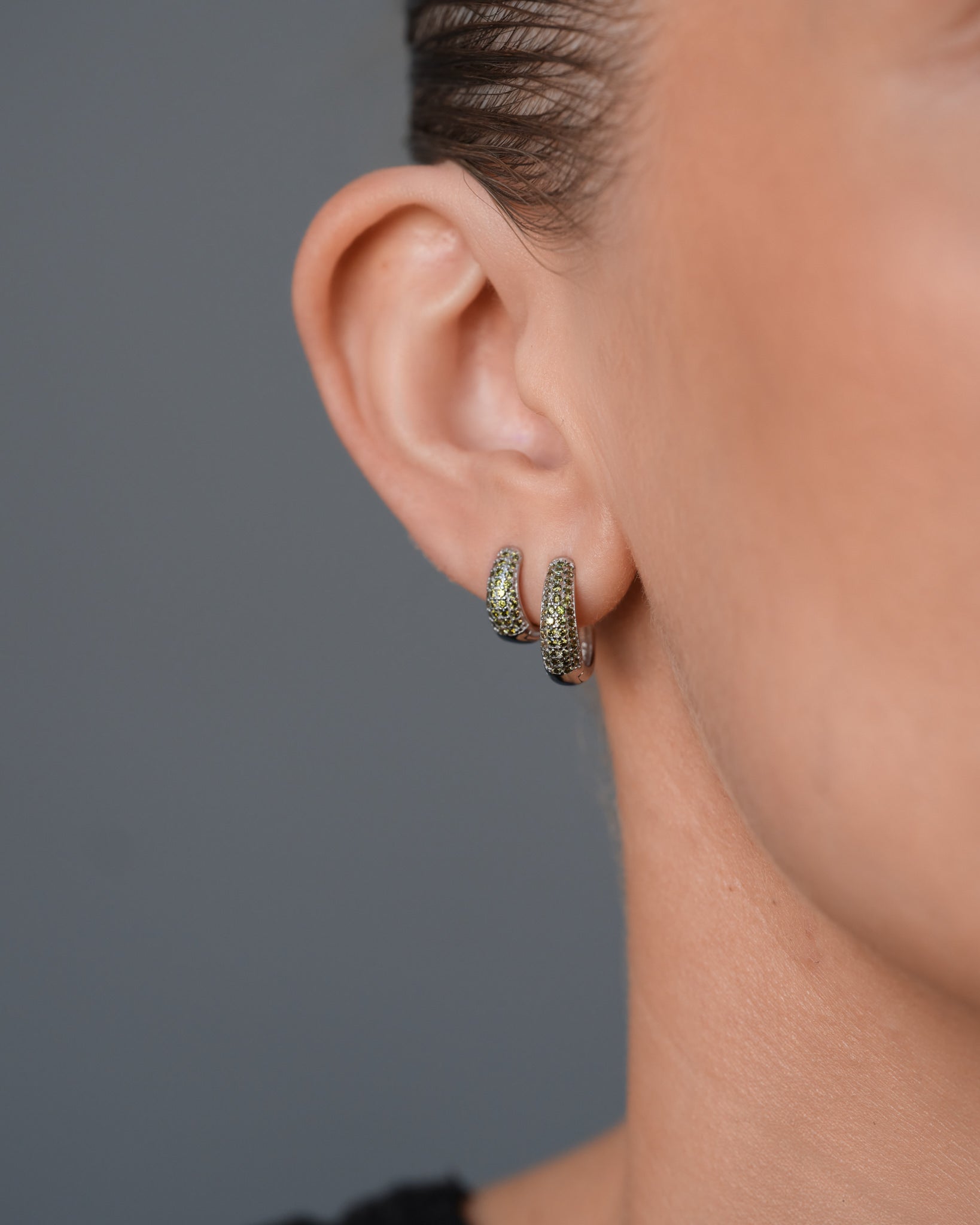 Dome Pave Hoops Peridot Small